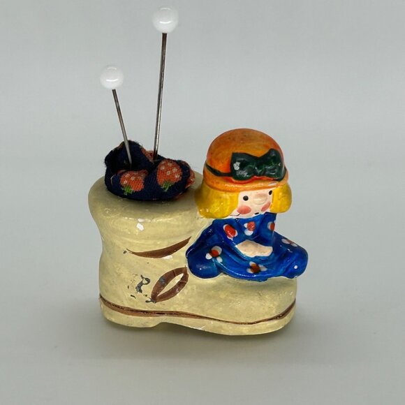 Vintage Miniature Pin Cushion Tiny Girl & Boot Figurine Pin Cushion Japan 1950s - Picture 6 of 10